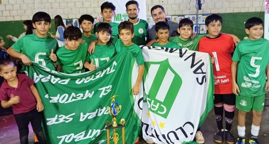 Futsal Infantil, Feria de Pascua y el Show de Chitata