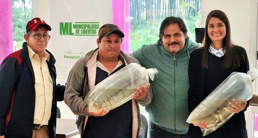 Puerto Libertad Impulsa la Piscicultura con la Entrega de Alevines y Construcción de Estanques