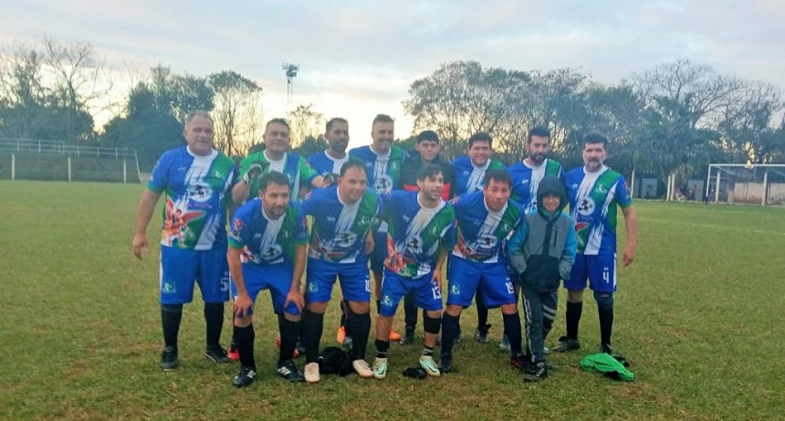 Fútbol Veteranos: Increíble victoria de San Miguel por 2-0 ante Tayí