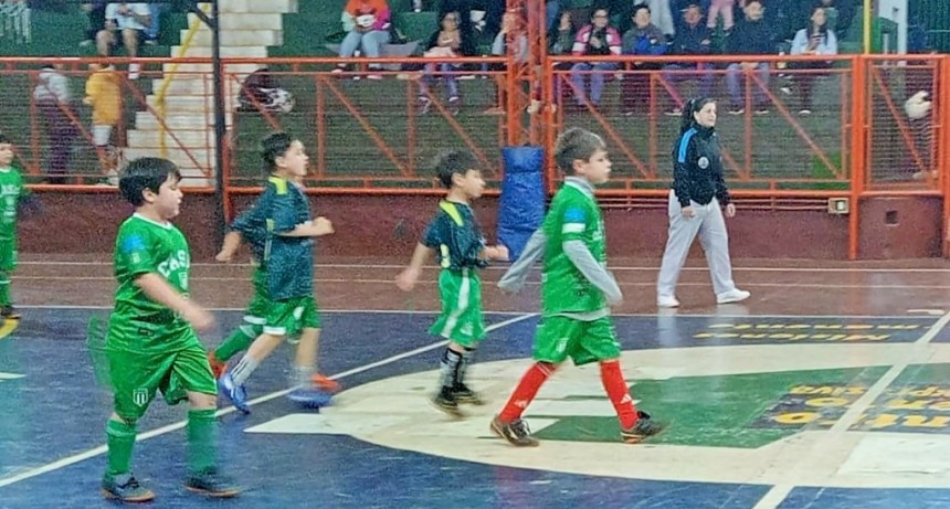 Futsal Sub 8: San Miguel B venció 14 al A pero igual todo quedó entre amigos