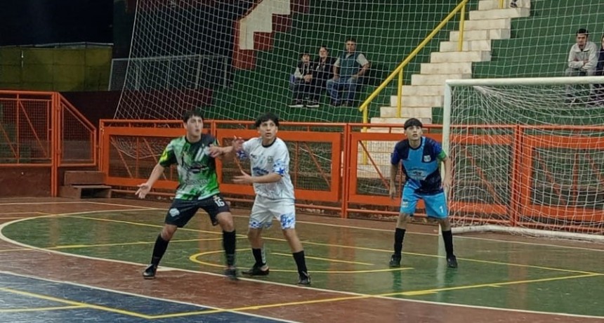 Futsal Sub-16: Sportivo Wanda logró su primera victoria con una goleada ante Star For Ever