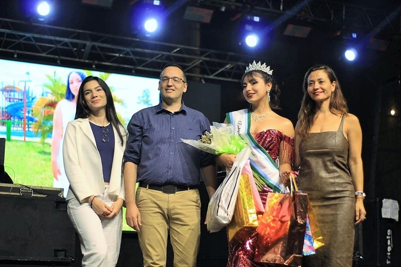 Centenario de Libertad: Noche de la Juventud-Elección de la Embajadora