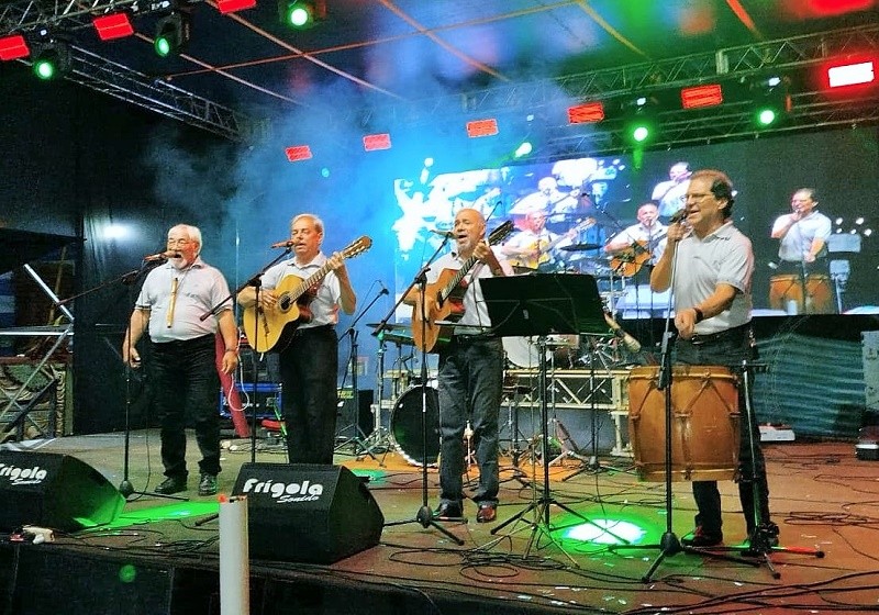 100 Años de Libertad: Los Arkis, con sus 47 años de trayectoria rindieron homenaje a quienes hicieron grande a Puerto Libertad