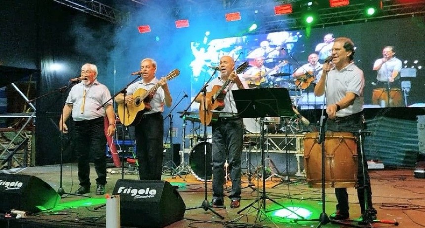 100 Años de Libertad: Los Arkis, con sus 47 años de trayectoria rindieron homenaje a quienes hicieron grande a Puerto Libertad